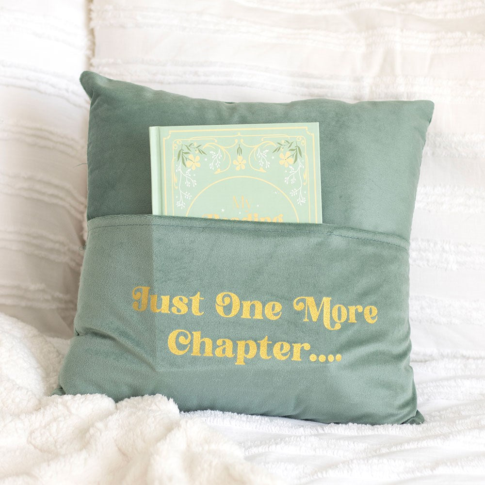 Just One More Chapter with Book Pocket Kussen